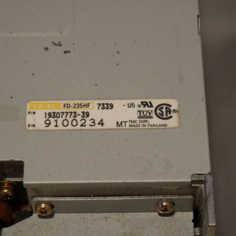 TEAC 3.5 inch Internal Floppy Disk Drive Model FD-235HF Tested & Working - 17‎ - Picture 5 of 9